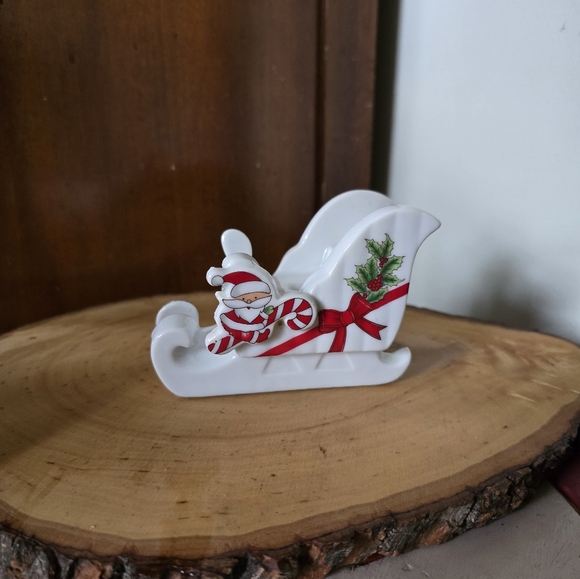 Vintage Santa Sleigh Porcelain Taper Candle Holder - Picture 2 of 6